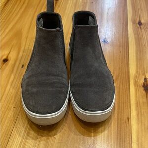 Women’s Slip-On Shoes - Dark Gray